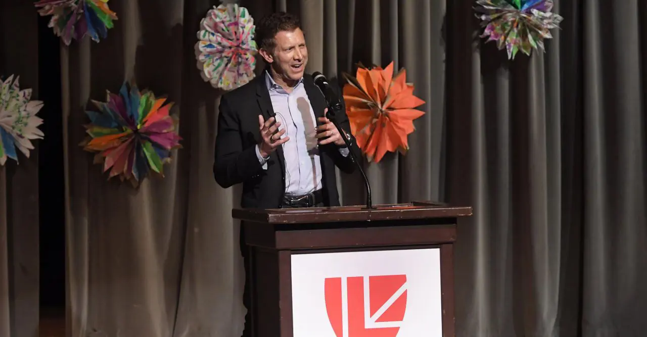 Adam Levinson speaks to students