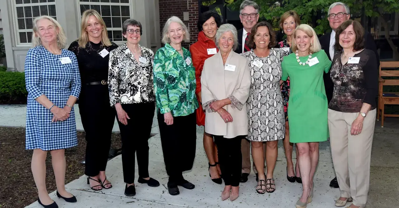 Alumni giving