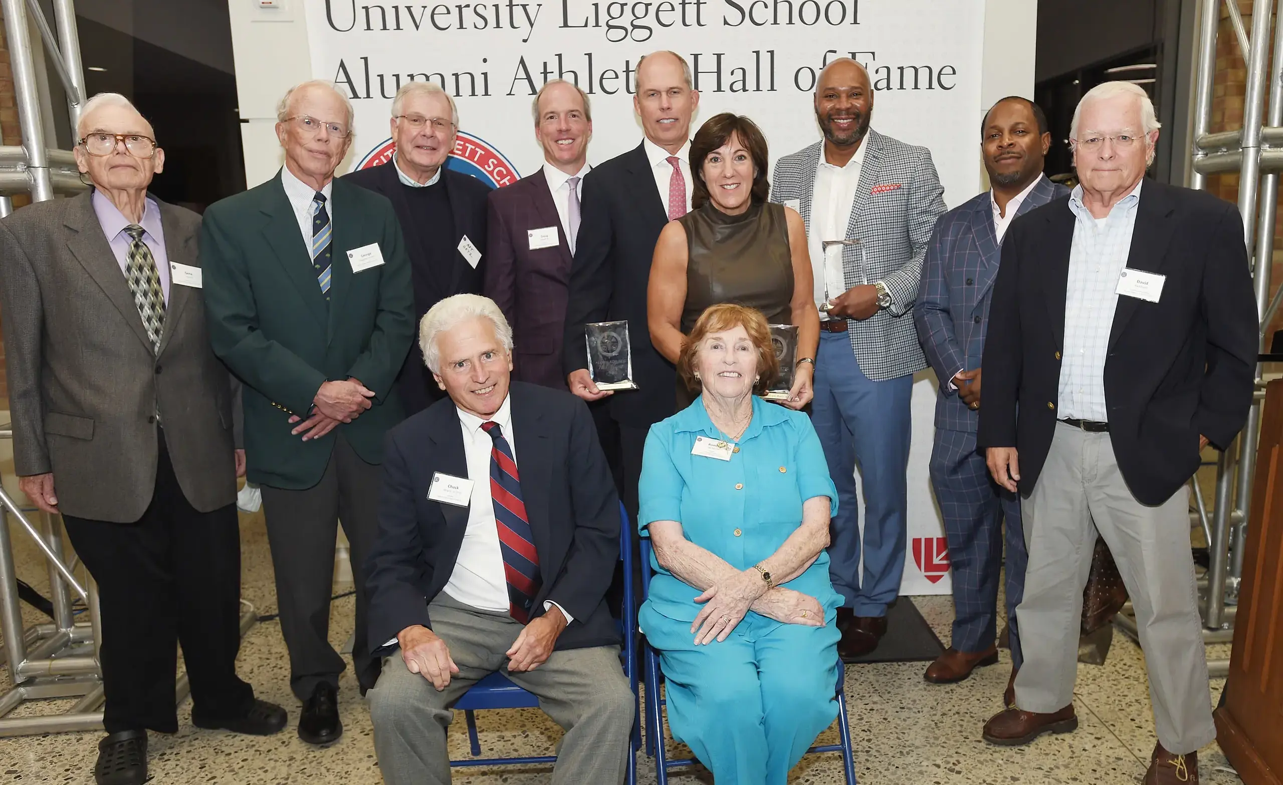 Members of the ULS Alumni Athletic Hall of Fame.